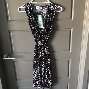 Sleeveless lightweight dress